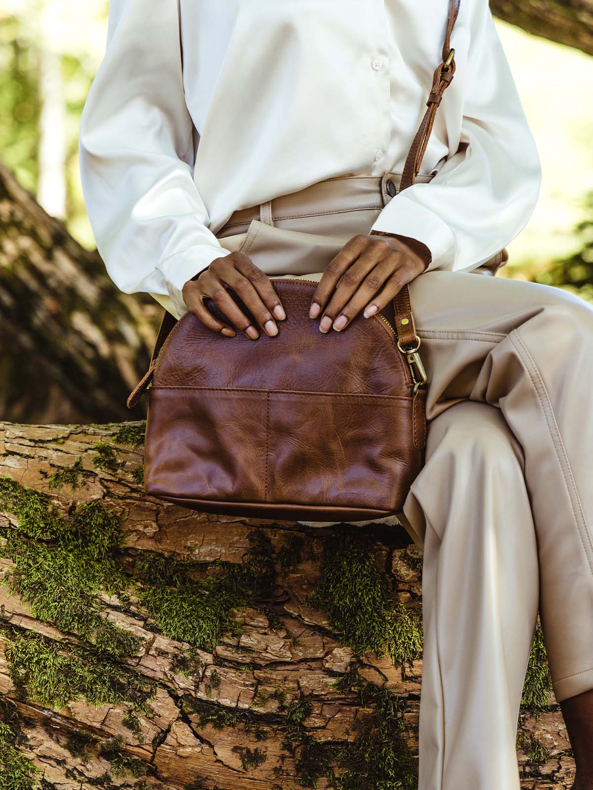 Small Halfmoon Leather Purse